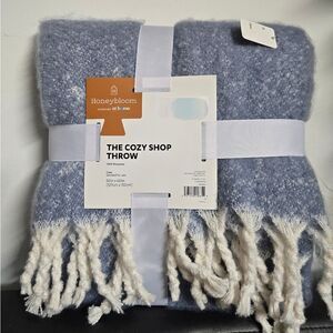 New Winter Christmas The Honeybloom Snowflake Boucle Woven Throw Blanket 50"x60"